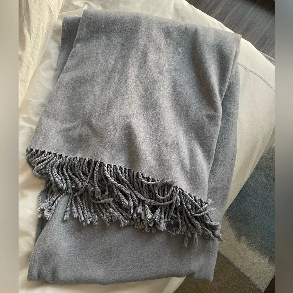 RH TEEN LUXE BAMBOO THROW BLANKET IN BLUE 45x60